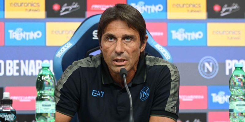 Những mâu thuẫn không thể hàn gắn